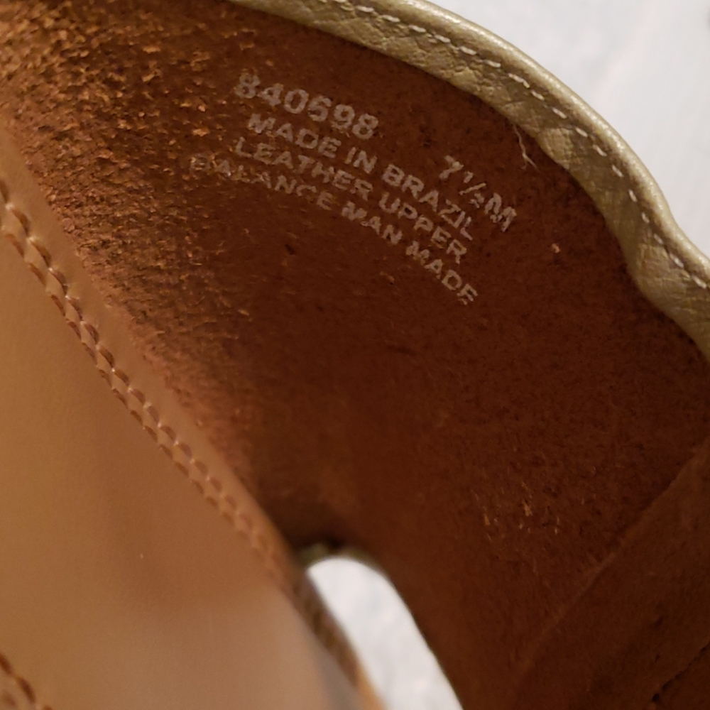 CC HUGHES SLIP ON SANDALS - Picture 8 of 8